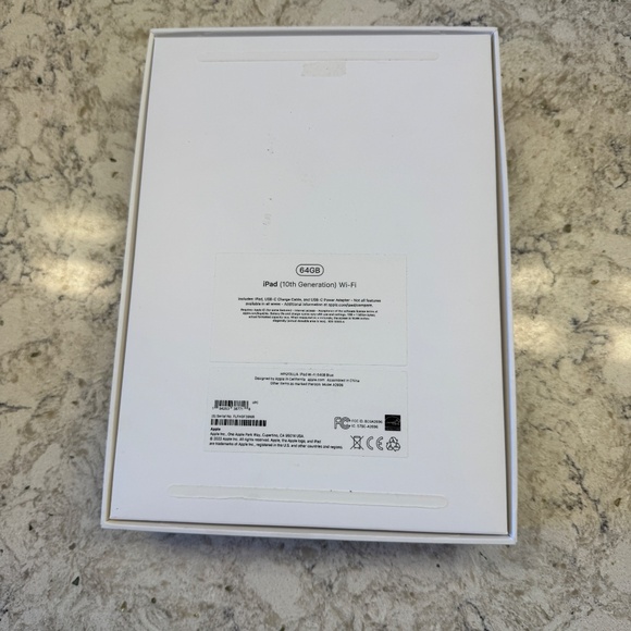 Apple IPAD (10th Generation) EMPTY RETAIL BOX - ONLY - Picture 4 of 9
